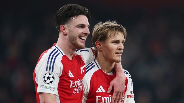 Huyền thoại Arsenal kêu gọi HLV Arteta làm điều này ngay lập tức nếu muốn vô địch - Ảnh 1.