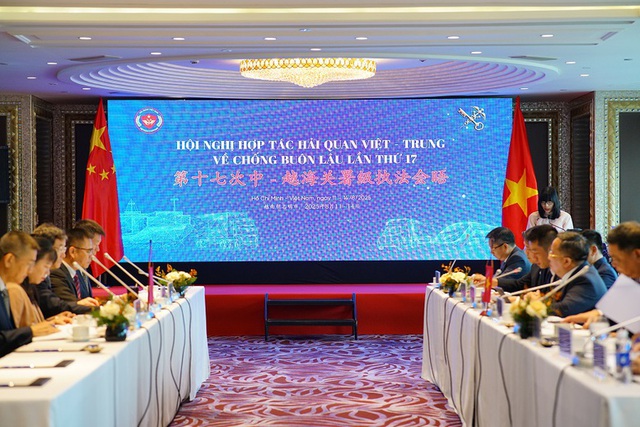 Hải quan Việt - Trung “siết chặt” hợp tác chống buôn lậu, gần 60 tỷ đồng hàng lậu bị bắt giữ tại biên giới - Ảnh 1.