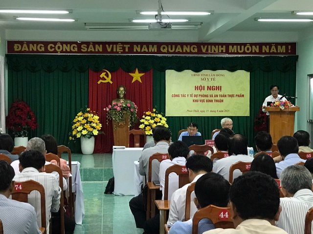 Lâm Đồng yêu cầu phân cấp rõ thẩm quyền trong phòng chống ngộ độc thực phẩm- Ảnh 2.