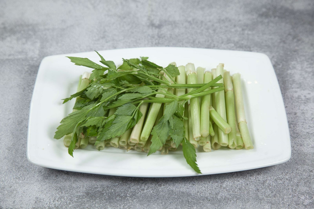 2 loại rau dễ là nơi "tổ ký sinh trùng" ẩn náu, nhất cái số 1 nhiều người mê tít- Ảnh 2. 2 loại rau dễ là nơi "tổ ký sinh trùng" ẩn náu, nhất cái số 1 nhiều người mê tít- Ảnh 2.