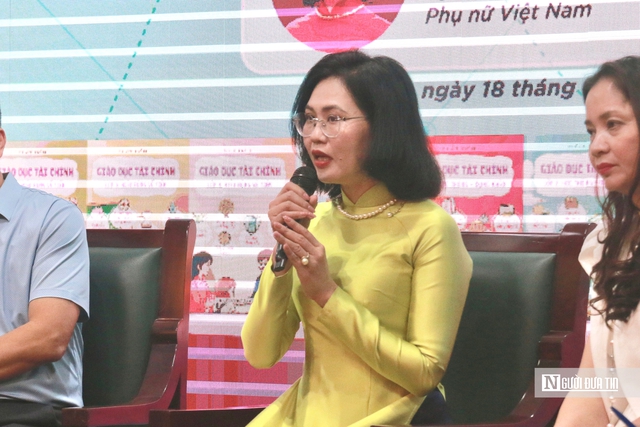 Ra mắt bộ sách "Giáo dục tài chính" cho học sinh - Ảnh 2.