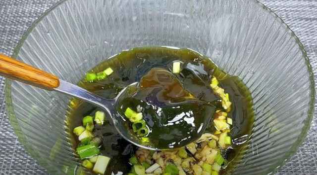 Đừng chỉ ăn quả, lá cây này quý như "nhân sâm của người nghèo", ở quê mọc đầy không ai ngó - Ảnh 5.
