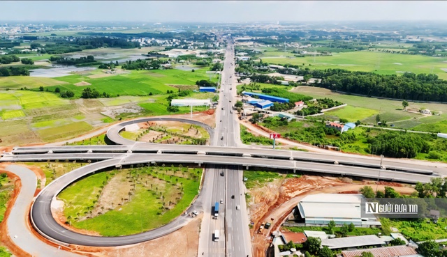 Diện mạo 2 tuyến giao thông "cửa ngõ" của sân bay Long Thành- Ảnh 1.