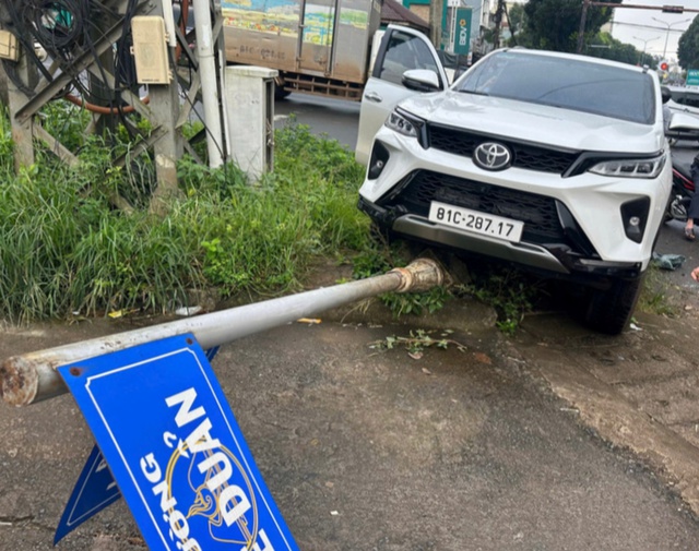 Kịp thời cứu người đàn ông bị đột quỵ trong xe ô tô 7 chỗ ở Gia Lai- Ảnh 1. Kịp thời cứu người đàn ông bị đột quỵ trong xe ô tô 7 chỗ ở Gia Lai - Ảnh 1.