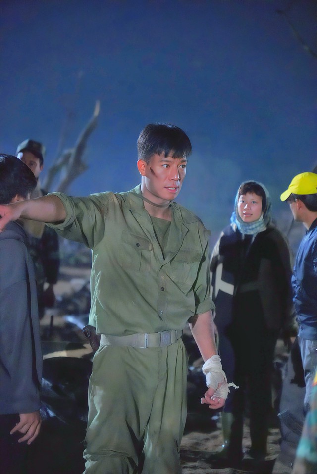 "Nam thần" showbiz Việt: Từng mở nhà hàng nhưng doanh thu… bằng 0, cuộc sống tuổi 35 kín tiếng - Ảnh 7.