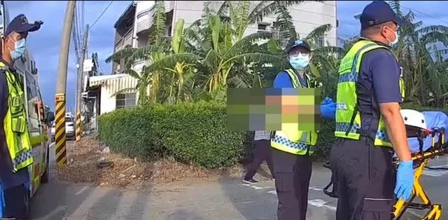 Mở cửa nhà bố mẹ chồng, con dâu sốc nặng trước cảnh tượng bên trong - Ảnh 1.