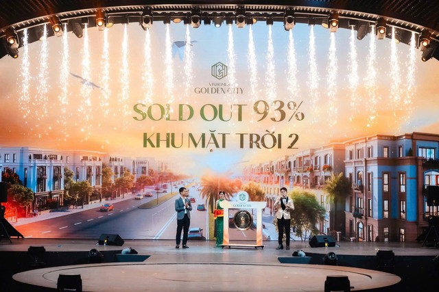 Hàng nghìn nhà đầu tư xếp hàng, 93% quỹ căn Khu Mặt Trời Vinhomes Dương Kinh “bay” trong 60 phút - Ảnh 1.