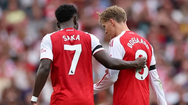 Chiến thắng của Arsenal bị phủ bóng bởi tin buồn- Ảnh 1. Chiến thắng của Arsenal bị phủ bóng bởi tin buồn- Ảnh 1.