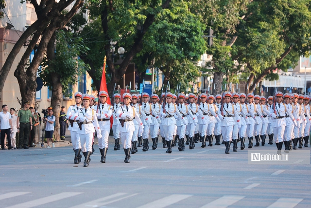 Phương án luồng, cấm đường ngày 24/8 để tổng hợp luyện diễu binh, diễu hành- Ảnh 1. Phương án luồng, cấm đường ngày 24/8 để tổng hợp luyện diễu binh, diễu hành- Ảnh 1.