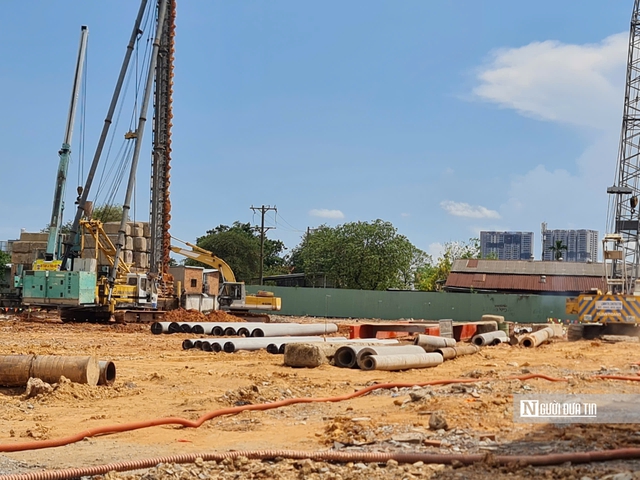 “Sóng” dự án mới ở Tp.HCM: Sở Xây dựng cảnh báo nhiều dự án chưa đủ điều kiện pháp lý- Ảnh 5. “Sóng” dự án mới ở Tp.HCM: Sở Xây dựng cảnh báo nhiều dự án chưa đủ điều kiện pháp lý- Ảnh 5.