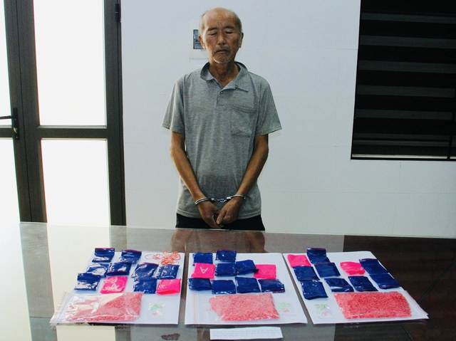 Mua bán trái phép 6.000 viên ma túy tổng hợp, người đàn ông bị khởi tố - Ảnh 1.