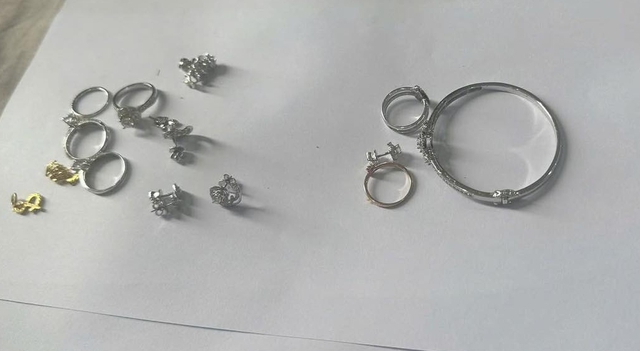 Hành trình 15 giờ theo dấu, bắt giữ kẻ cướp tiệm vàng ở Đà Nẵng- Ảnh 2. Hành trình 15 giờ theo dấu, bắt giữ kẻ cướp tiệm vàng ở Đà Nẵng- Ảnh 2.