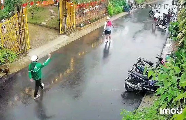 Làm rõ vụ người phụ nữ bị chồng cùng 2 người lạ chặn đánh trước cửa nhà- Ảnh 1. Làm rõ vụ người phụ nữ bị chồng cùng 2 người lạ chặn đánh trước cửa nhà- Ảnh 1.
