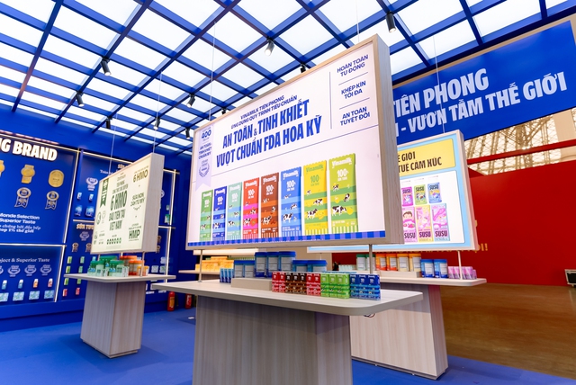 Vinamilk góp mặt tại Triển lãm Thành tựu Đất nước dịp 80 năm Quốc khánh: Tự hào cùng dân tộc vươn mình- Ảnh 3. Vinamilk góp mặt tại Triển lãm Thành tựu Đất nước dịp 80 năm Quốc khánh: Tự hào cùng dân tộc vươn mình- Ảnh 3.