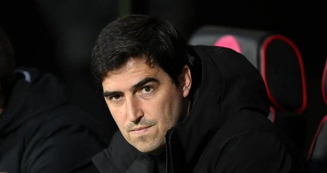 Hé lộ hai HLV được Man Utd nhắm thay thế Ruben Amorim - Ảnh 2. Hé lộ hai HLV được Man Utd nhắm thay thế Ruben Amorim - Ảnh 2.