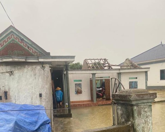 “Phụng sự nhân dân” vượt qua cơn bão lịch sử (cuối): Giông tố tàn phá, chính quyền dựng xây cuộc sống- Ảnh 1. “Phụng sự nhân dân” vượt qua cơn bão lịch sử (cuối): Giông tố tàn phá, chính quyền dựng xây cuộc sống- Ảnh 1.