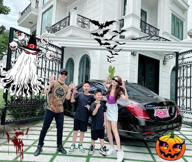 Nam ca sĩ từng mắc bệnh nghiêm trọng: Sở hữu biệt thự triệu đô, tuổi 42 có cuộc sống hôn nhân viên mãn- Ảnh 10. Nam ca sĩ từng mắc bệnh nghiêm trọng: Sở hữu biệt thự triệu đô, tuổi 42 có cuộc sống hôn nhân viên mãn- Ảnh 10.