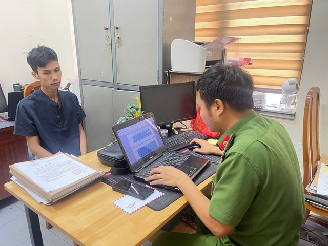 Quảng Ninh: Lần đầu tiên khởi tố đối tượng sử dụng trái phép ma túy- Ảnh 1.