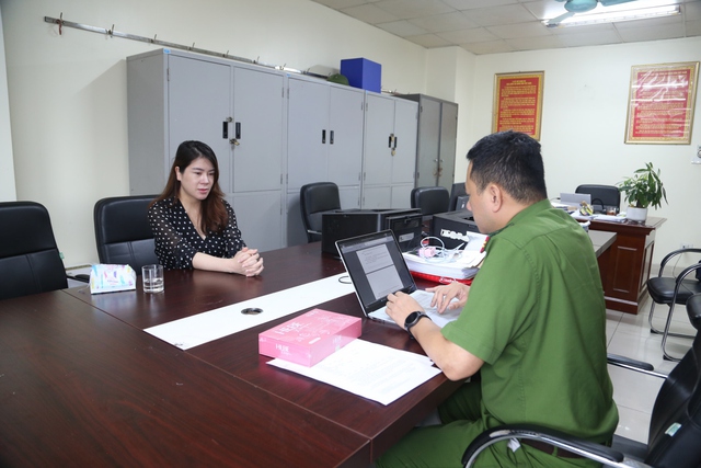 Khởi tố 2 giám đốc sản xuất, buôn bán thực phẩm chức năng giả quy mô lớn- Ảnh 4. Khởi tố 2 giám đốc sản xuất, buôn bán thực phẩm chức năng giả quy mô lớn- Ảnh 4.