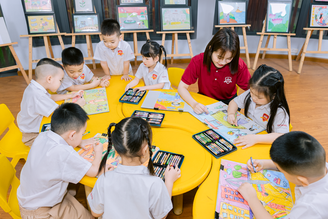 Học sinh Ischool Quảng Trị để lại dấu ấn trên hàng loạt cuộc thi quốc gia và quốc tế- Ảnh 1.