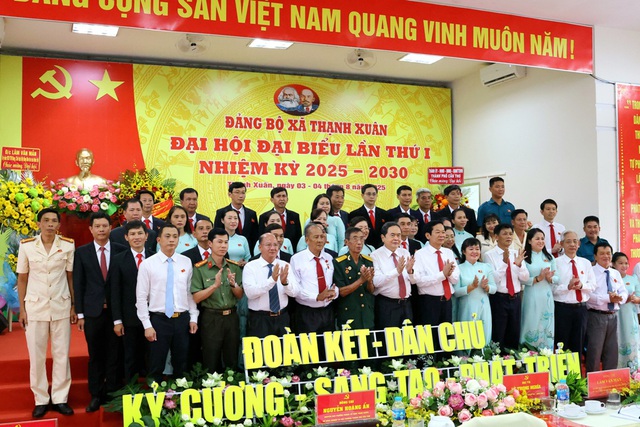 Chủ tịch Quốc hội dự và chỉ đạo Đại hội Đảng bộ xã ở Cần Thơ - Ảnh 3.