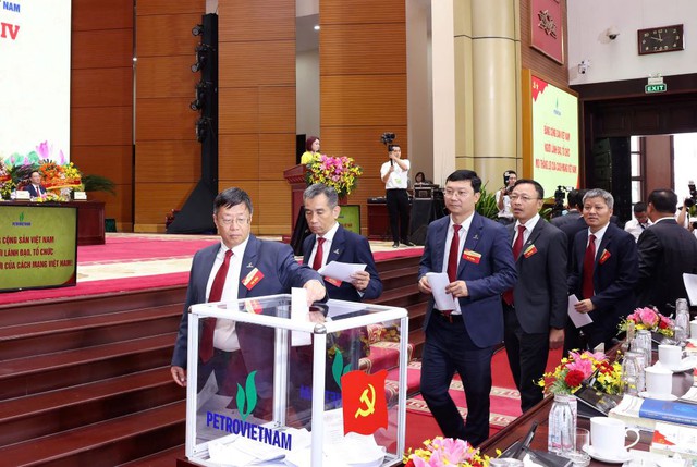 Phát triển Tập đoàn có tiềm lực mạnh, quản trị hiện đại, năng lực cạnh tranh cao, tiên phong trong chuyển dịch năng lượng và tăng trưởng xanh bền vững - Ảnh 11.