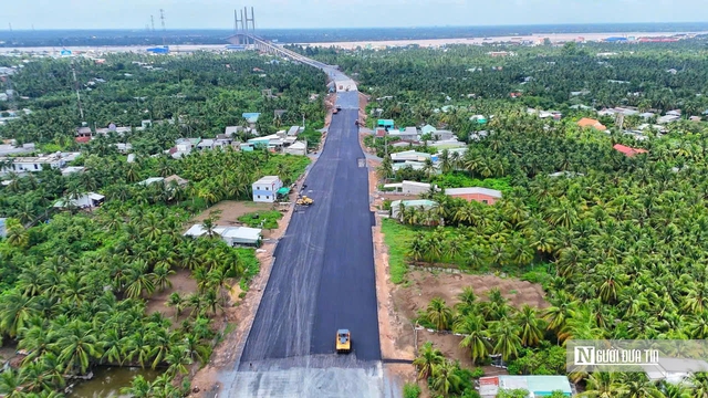 Phó Thủ tướng Trần Hồng Hà kiểm tra dự án cầu Rạch Miễu 2 - Ảnh 1.