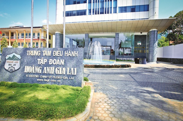 HAGL của bầu Đức nhận trát phạt- Ảnh 1. HAGL của bầu Đức nhận trát phạt- Ảnh 1.