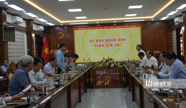 Thứ trưởng Bộ Nông nghiệp và Môi trường: Rà soát, nâng cấp đập dâng, hồ chứa nhỏ để giải bài toán khô hạn cho Gia Lai- Ảnh 4.