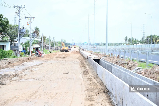 Điều chuyển nhà thầu phụ chậm tiến độ tại dự án Vành đai 3 đoạn qua tỉnh Đồng Nai - Ảnh 2.