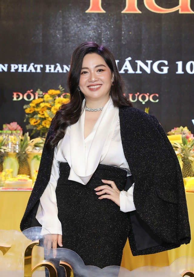 "Người tình mới" của Quốc Trường: Về chung nhà với "phi công trẻ" sau 12 năm hẹn hò, cuộc sống hạnh phúc ấm êm - Ảnh 9.
