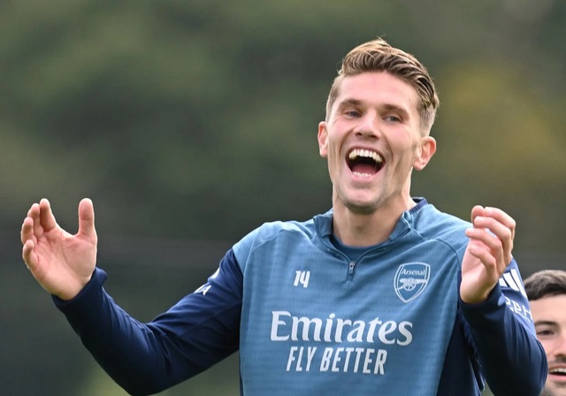 Ben White gọi tân binh của Arsenal là một "con quái vật" - Ảnh 1. Ben White gọi tân binh của Arsenal là một "con quái vật" - Ảnh 1.