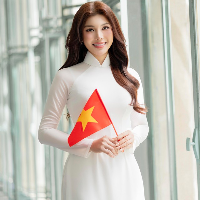 Lily Chen: Hành trình bứt phá từ "phú bà đi thi hoa hậu" đến khát vọng chinh phục vương miện - Ảnh 3.