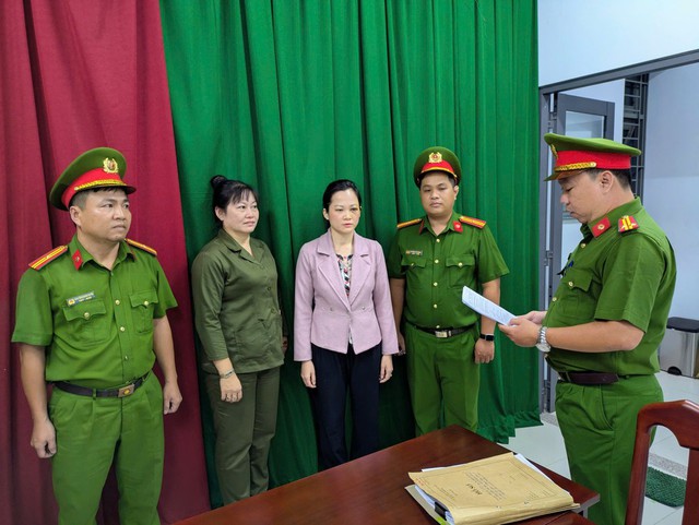 Lời khai của chủ Phòng khám nha khoa Tuyết Chinh- Ảnh 2. Lời khai của chủ Phòng khám nha khoa Tuyết Chinh- Ảnh 2.