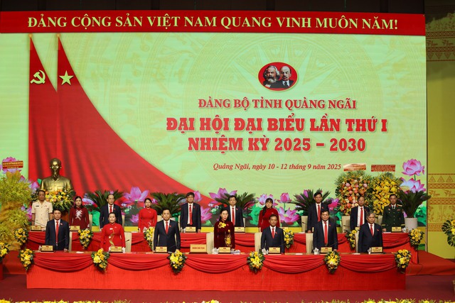 Bí thư Tỉnh ủy Quảng Ngãi: Nhìn thẳng sự thật, đánh giá khách quan thành tựu, hạn chế- Ảnh 3. Bí thư Tỉnh ủy Quảng Ngãi: Nhìn thẳng sự thật, đánh giá khách quan thành tựu, hạn chế- Ảnh 3.