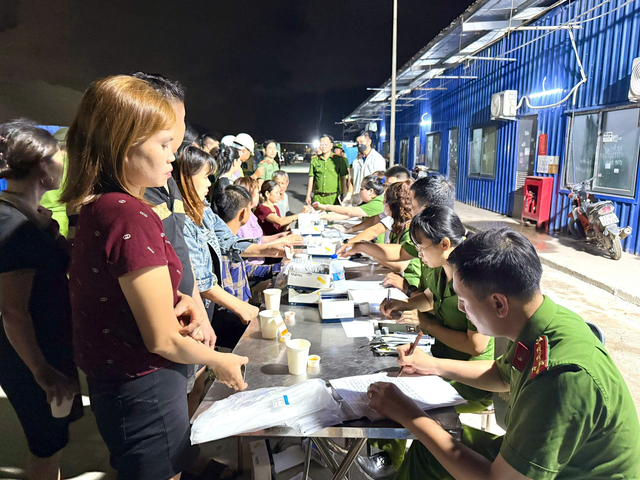 Hải Phòng: Kiểm tra gần 500 cơ sở kinh doanh dịch vụ nhạy cảm trong đêm- Ảnh 2.
