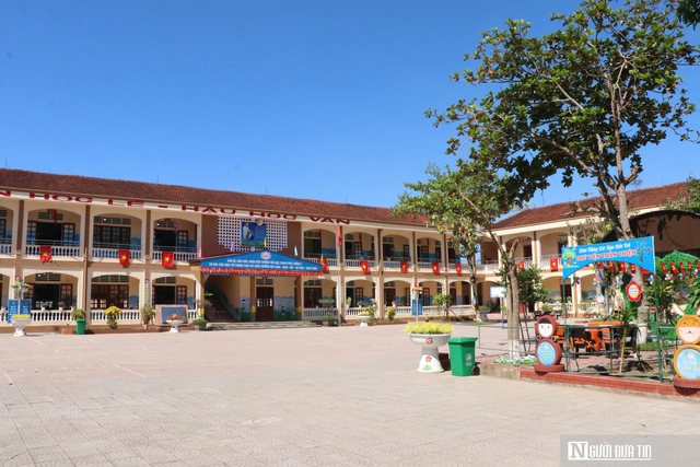 Vụ hàng trăm trẻ chưa đến lớp: Tạm dừng sát nhập và ấn định thời gian đến trường- Ảnh 1.
