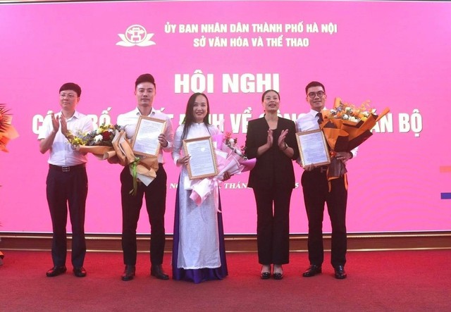 Nữ NSND tài sắc vẹn toàn, vừa lên chức Giám đốc nhà hát Chèo Hà Nội, hạnh phúc bên chồng là lãnh đạo - Ảnh 1.