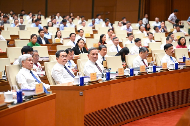 Phát triển KHCN, chuyển đổi số là "chìa khóa vàng" đưa đất nước phát triển bứt phá- Ảnh 1. Phát triển KHCN, chuyển đổi số là "chìa khóa vàng" đưa đất nước phát triển bứt phá- Ảnh 1.