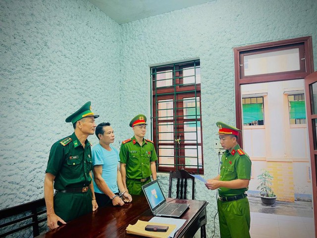 Bắt “siêu trộm” xe máy từng có tiền án hoành hành khắp tỉnh Hà Tĩnh- Ảnh 1. Bắt “siêu trộm” xe máy từng có tiền án hoành hành khắp tỉnh Hà Tĩnh- Ảnh 1.