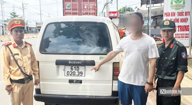 Đồng Nai: Bắt giữ xe tải chở hàng nhập lậu do tài xế nước ngoài điều khiển- Ảnh 1. Đồng Nai: Bắt giữ xe tải chở hàng nhập lậu do tài xế nước ngoài điều khiển- Ảnh 1.