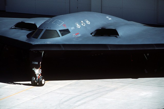 Tại sao B-21 Raider dẫn trước B-2 Spirit cả một khoảng cách - Ảnh 2.