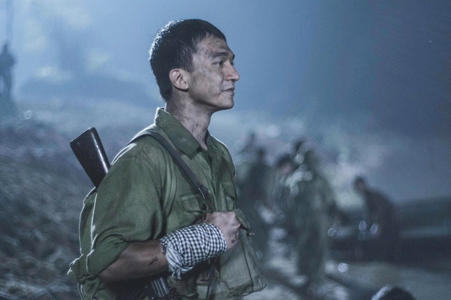 Cường của Mưa đỏ: "Lột xác" ngỡ ngàng thành "ông trùm phản diện" khiến khán giả sốc - Ảnh 6.