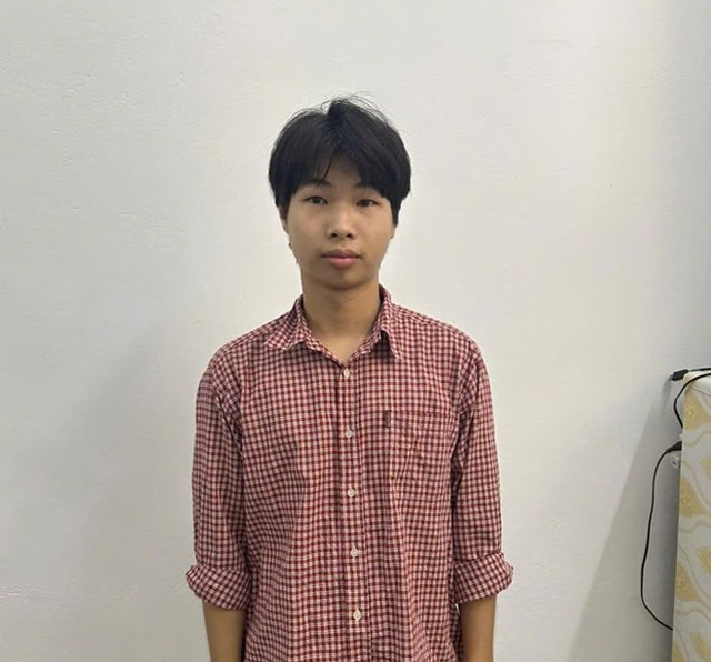 Bắt thanh niên rao bán mô hình nhưng giao gạch cho khách - Ảnh 1.