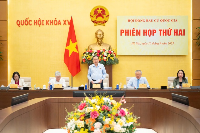 Giữa tháng 11 sẽ quyết định số lượng, cơ cấu ĐBQH khóa mới- Ảnh 1. Giữa tháng 11 sẽ quyết định số lượng, cơ cấu ĐBQH khóa mới- Ảnh 1.