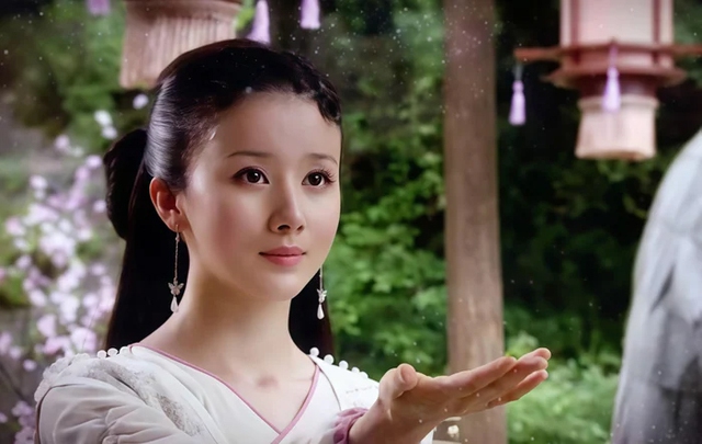 "Đệ nhất mỹ nhân cổ trang": Tuyên bố ly hôn, từng đưa con đi xét nghiệm ADN vì bị chồng chối bỏ - Ảnh 4.