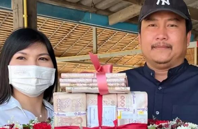 Anh nông dân có con trâu "khủng", đại gia vác 4,5 tỷ đồng trả tại chỗ - Ảnh 2.