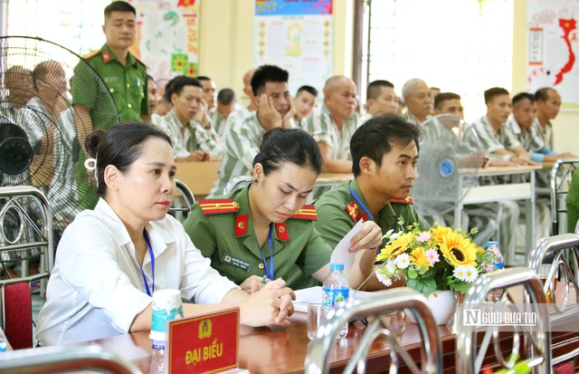 Chi hội Luật gia Bộ Công an tiếp thêm niềm tin pháp lý cho người lầm lỡ- Ảnh 3.