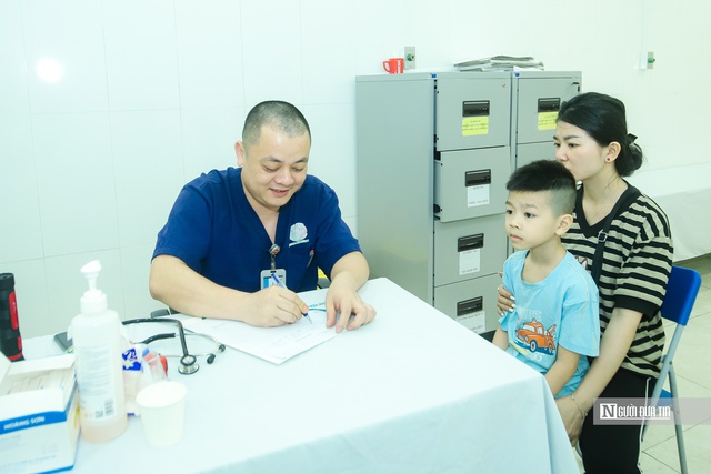 Bộ trưởng Đào Hồng Lan: Miễn viện phí là chủ trương hết sức nhân văn, hợp lòng dân - Ảnh 5.