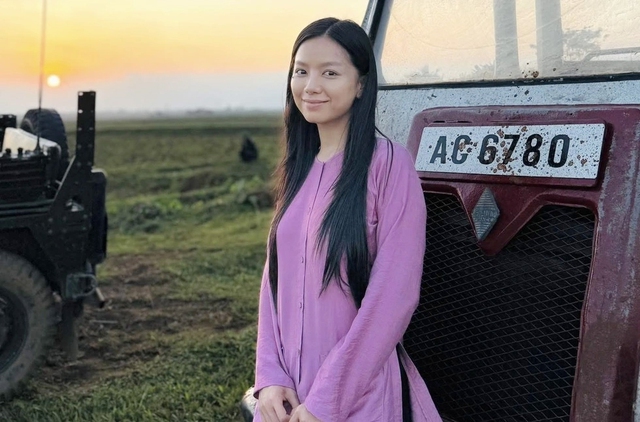 "Ngọc nữ mới của Vbiz": Nhan sắc đời thường tựa "nàng thơ" - Ảnh 4.